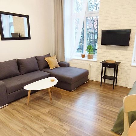 Apartament "Stay With Us" ทอรูน ภายนอก รูปภาพ